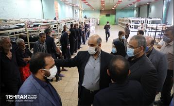 بازدید معاون امور فرهنگی و اجتماعی شهرداری تهران از گرمخانه خاوران 8