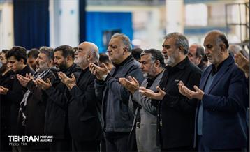 اقامه نماز عید سعید فطر در مصلی امام خمینی(ره)