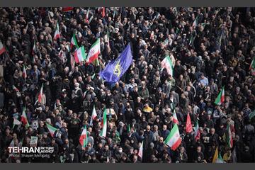 تشییع پیکر مطهر شهدای ناوشکن دنا 52