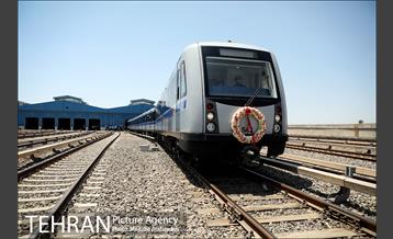 مراسم بهره برداری از 2 رام قطار جدید مترو 21