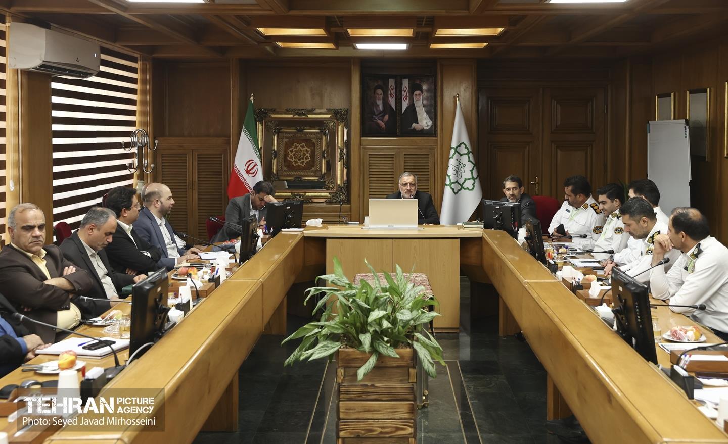 جلسه شورای حمل و نقل و ترافیک شهر تهران 22