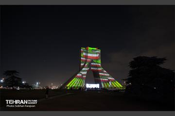 نورافشانی جشن پیروزی انقلاب اسلامی در میدان آزادی 38
