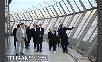 دیدار معاون وزیر خمات عمومی اندونزی با معاون برنامه ریزی 28