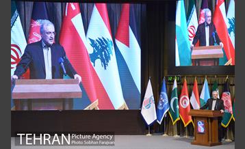 همایش کشوری پوشش همگانی سلامت 40