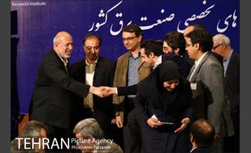 همایش صنعت برق با حضور وزیر نیرو 23