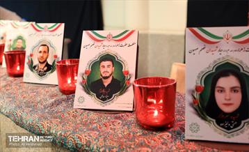 سومین سوگواره شعر عمود ۱8 25