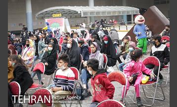 افتتاحیه نمایشگاه کودکان کار 1