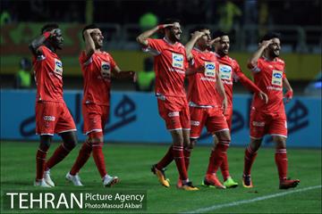 دیدار تیم‌های فوتبال پرسپولیس - سپاهان 23