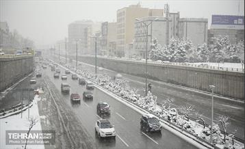 ترافیک روان در روز برفی تهران 5