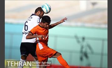 دیدار سایپا و بادران تهران در جام حذفی 11