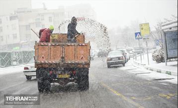 عملیات برف‌روبی در پایتخت 38