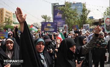 تجمع ضد اسرائیلی در میدان فلسطین 7