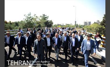 افتتاح پل غیر همسطح بزرگراه شهید چمران (پل شهید نوروزی) با حضور شهردار تهران 13