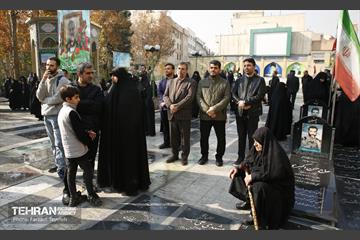 تشییع پیکر شهید مدافع حرم در منطقه ۵  6