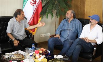تقدیر هنرمندان تئاتر از شهرداری تهران 42