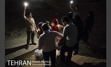 لقمه های مهربانی در محله دولتخواه‎ 13