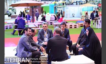 دیدار دبیر کل سازمان ICLEI با چند تن از مدیران شهردارى تهران 14