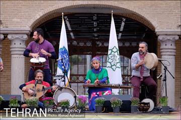 کنسرت گروه رستاک در میدان مشق 10
