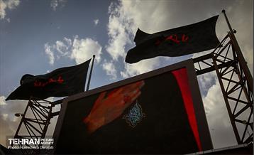 اهتزاز اَبَر پرچم متبرک ابا عبدالله حسین(ع) 36