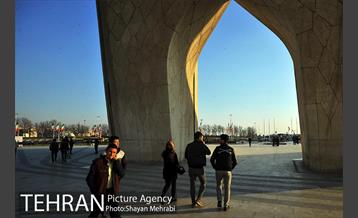 میدان آزادی 36