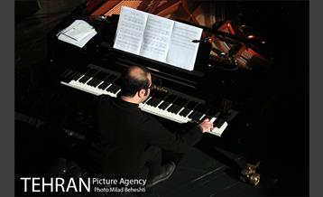 کنسرت علیرضا قربانی‎ 4