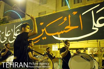 عزاداری شب پنجم ماه محرم در محله گرگان 23