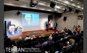 تولد ماه، استاد محمدعلی بهمنی 20