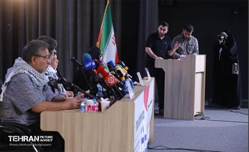 نشست خبری رویداد بین‌المللی طراحی کارتون، کاریکاتور و پوستر «هولوساید ۲۰۲۴» 10