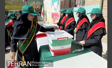 آیین انتخابات شهردار مدرسه با حضور دکتر نجفی 41