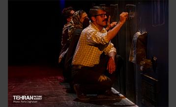 نمایش غلامرضا لبخندی 3