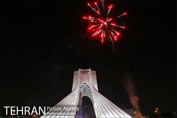 نور افشانی در میدان آزادی به مناسبت جشن نیمه شعبان 8