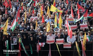 مراسم تشییع پیکر شهید سردار عباس نیلفروشان - ۱ 40