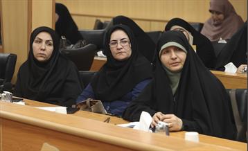 ضیافت افطار با بانوان نخبه شهر تهران 9