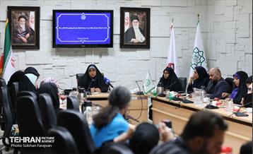 نشست خبری مدیرکل محیط زیست و توسعه پایدار شهرداری تهران 1