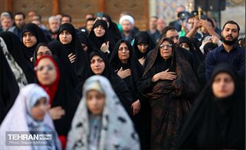 اهتزاز پرچم حرم سیدالشهدا(ع) بر فراز گنبد حرم عبدالعظیم حسنی(ع) 31