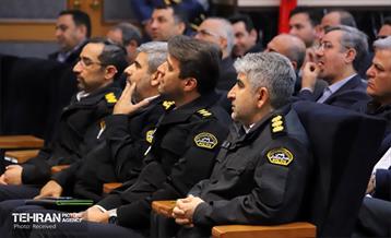 همایش بررسی راهکارهای کاهش آتش‌سوزی خودروها 33