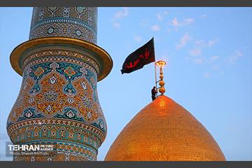 اهتزاز پرچم حرم سیدالشهدا(ع) بر فراز گنبد حرم عبدالعظیم حسنی(ع) 12