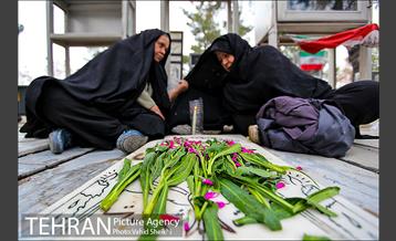 آخرین پنج شنبه سال غبار روبی مزار شهدا 14