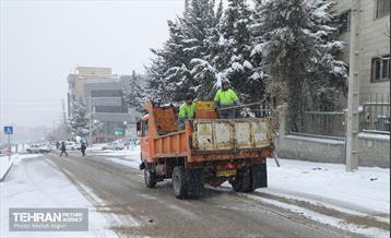 عملیات برف‌روبی در منطقه 2