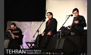 کنسرت شهرام و حافظ ناظری در محوطه باز برج میلاد‎ 1