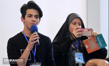 حضور شهردار تهران در نمایشگاه قرآن 11