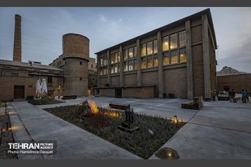 90 سال با سی مان ری  24