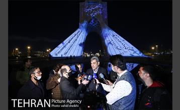 ویدئو مپینگ بر روی برج آزادی با موضوع کرونا  15