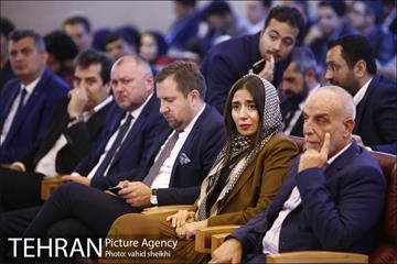 نشست کمیته شهرهای هوشمند در چهارمین جایزه جهانی خشت طلایی 25