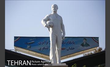 مراسم رونمایی از تندیس سرلشگر خلبان شهید لشگری  30