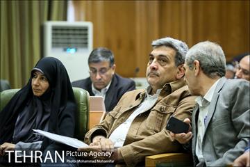 حضور شهردار تهران در صحن علنی شورا شهر 4