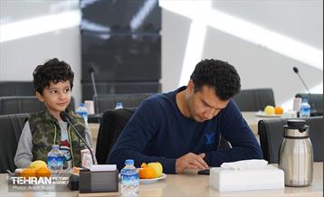 نشست خبری شهردار منطقه ۱۰ با خبرنگاران حوزه شهری 10