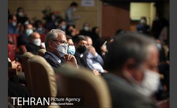 مراسم اختتامیه پنجمین دوره جایزه جهانی خشت طلایی تهران 77