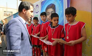 برگزاری فینال مسابقات جام «سهیل» به یاد شهدای دانش‌آموز در منطقه 4 3