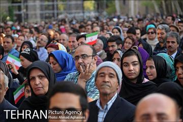 جشن روز جمهوری اسلامی در میدان مشق 5